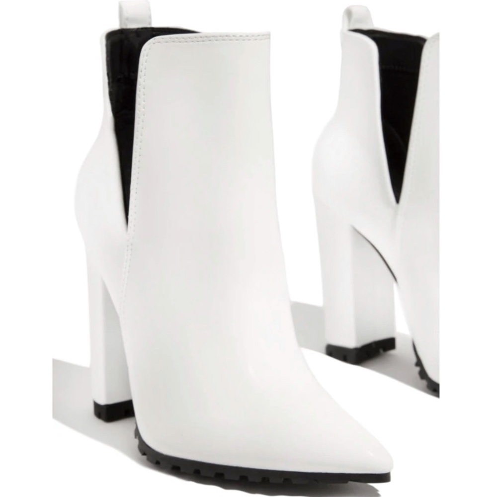 White Ankle High Block Chunky Heel Booties - Picture 4 of 13